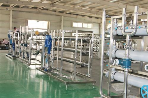 Reverse osmosis membrane system features